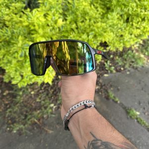 Gafas Oakley SUTRO Marco Negro visos Amarillos