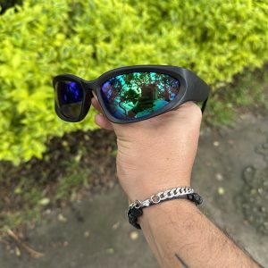 GAFAS Y2K NEGRA VISO VERDE