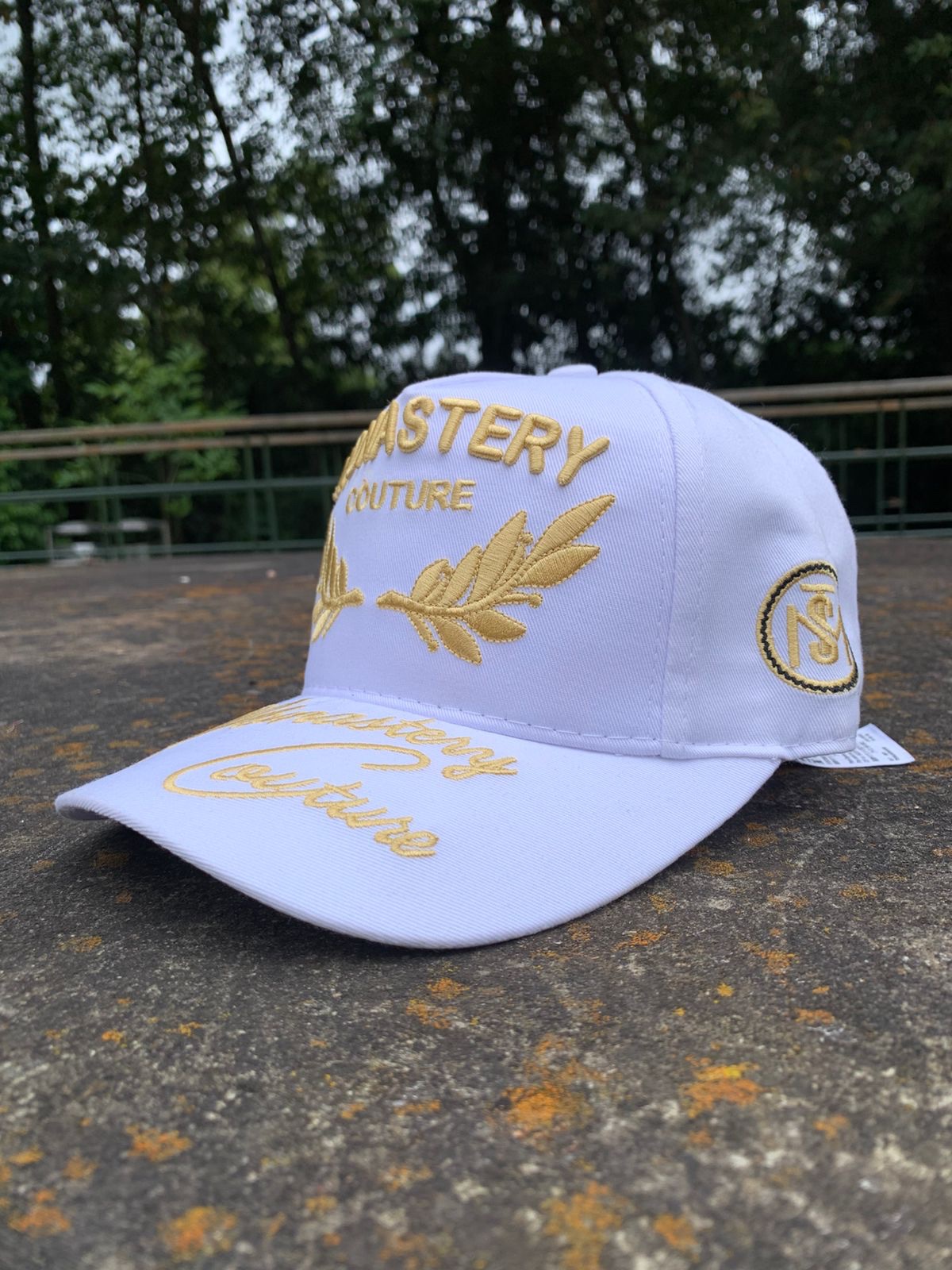 Gorra Monastery Couture white