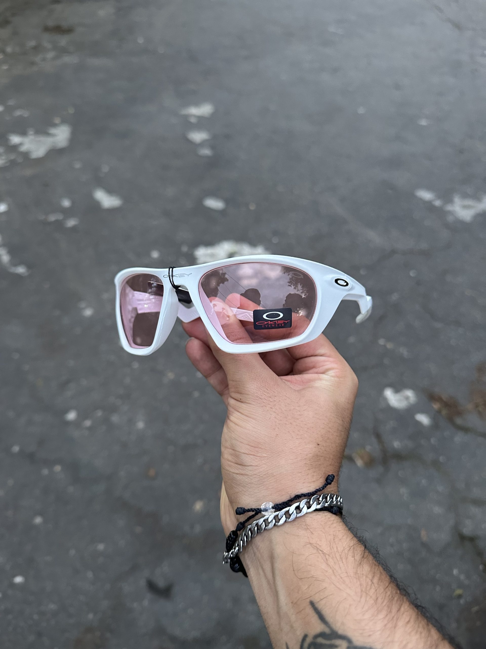7. GAFAS OAKLEY STREET WHITE PINK FERXXO