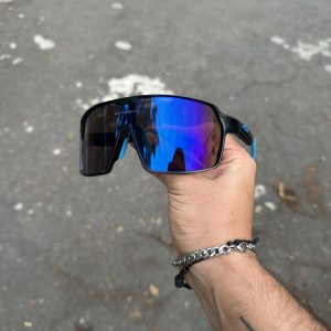 9. OAKLEY CYCLING SPEED VANTAGE BLUE