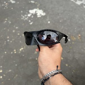 8. PLANTARIS OAKLEY TOTAL BLACK FORCE